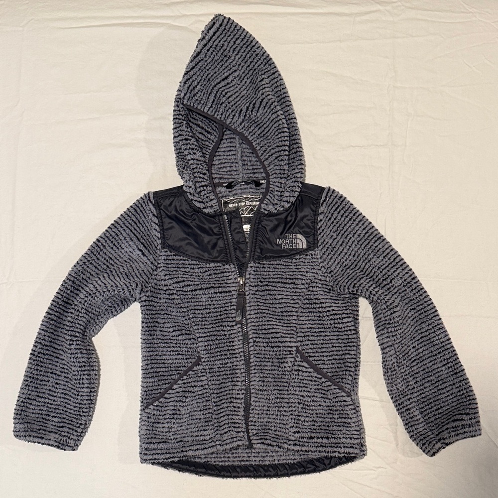 The North Face Kids Black and Gray Fleece Hoodie